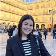 Profesora de primaria y la ESO que se adapta al nivel de cada alumno.